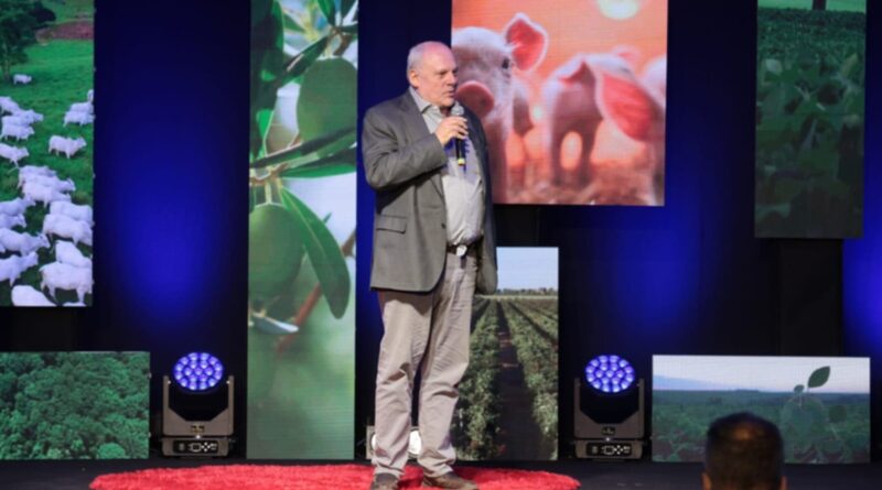 Carlos Augustin: Brasil pode quintuplicar produção pecuária com recuperação de pastagens degradadas