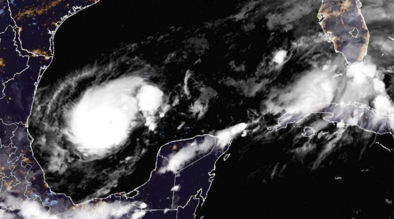 Furacão Milton é rebaixado para categoria 1, mas ainda oferece riscos