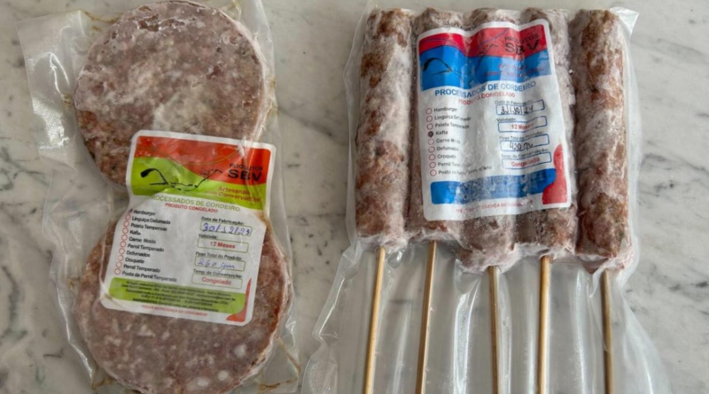 “Comprando um pacote de Kafka ou hambúrguer, o segundo pacote saí com 40% de desconto”, disse Leme. Foto: Arquivo Pessoal