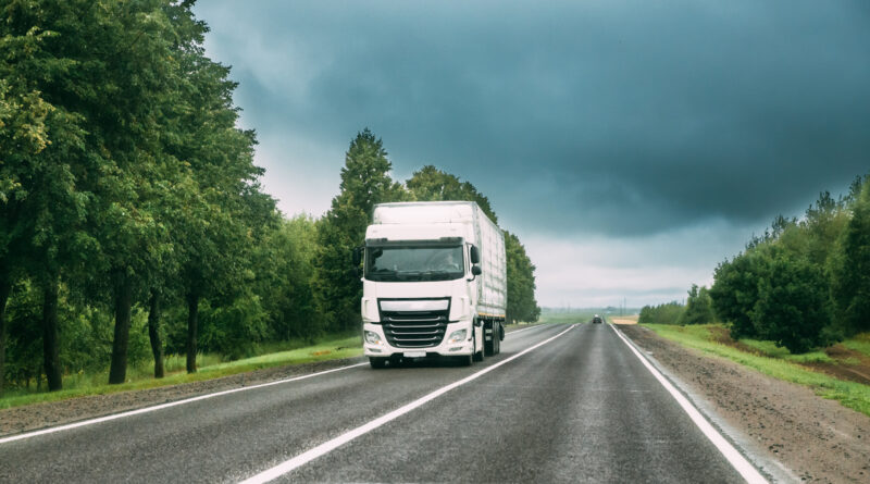 Vale-pedágio para caminhoneiros inicia transição para tags a partir de 1º de janeiro