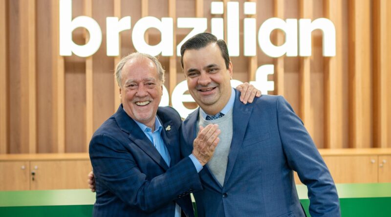 Antônio Jorge Camardelli ao lado de Roberto Perosa