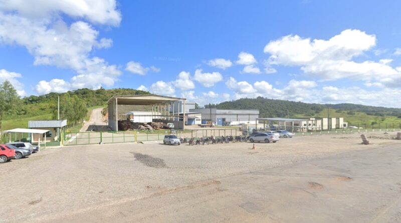 bahia rendering, empresa, funcionários morrem, tanque de sangue bovino, limpeza