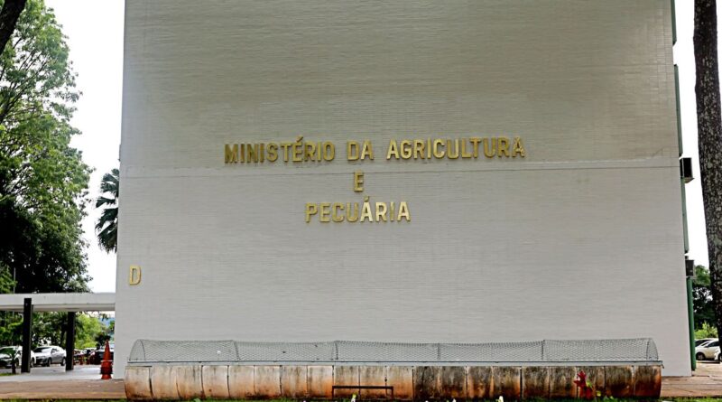 fachada do Ministério da Agricultura e Pecuária