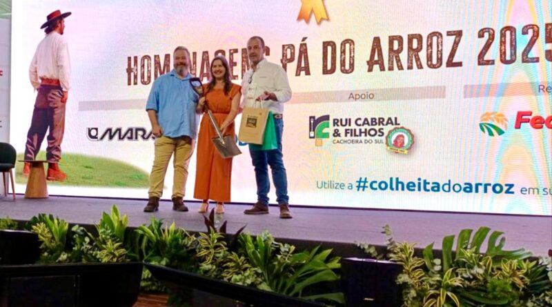 Homenagem durante a 35ª Abertura Oficial da Colheita do Arroz