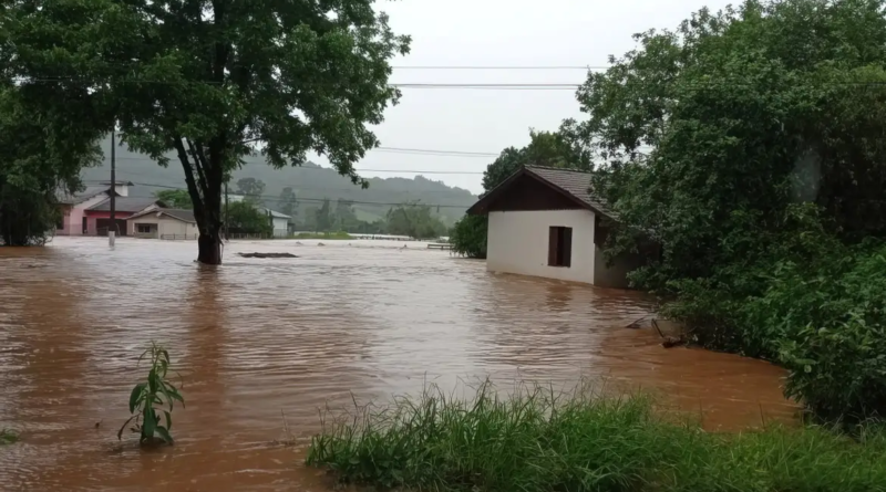 área alagada em razão de excesso de chuva no Rio Grande do Sul