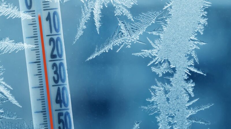 frente fria - termômetro com temparaturas negativas - inmet - ciclone - geadas - primavera
