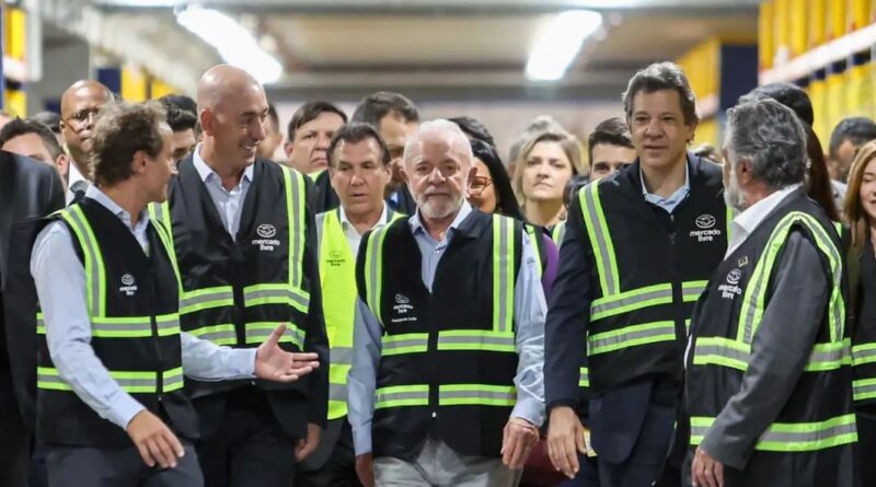 Brasil tem reservas para enfrentar decisões de Trump, diz Lula