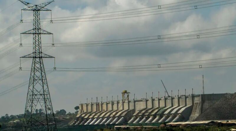 Conta de luz ficará mais cara em maio, decide Aneel