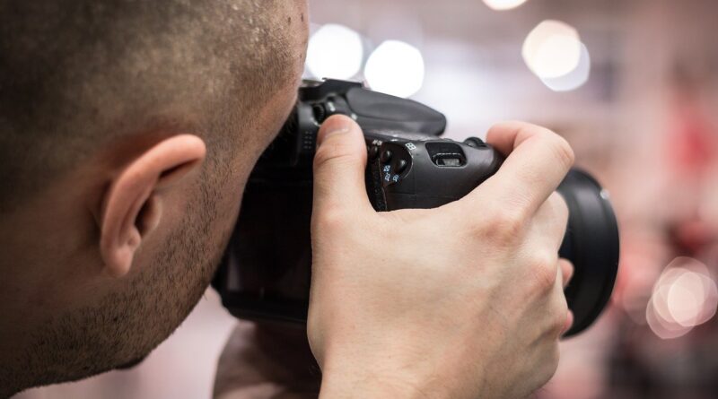 fotógrafo tirando foto