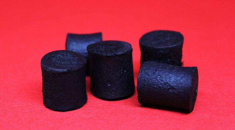 Cana-de-açúcar e negro de fumo podem substituir plástico em mercado bilionário