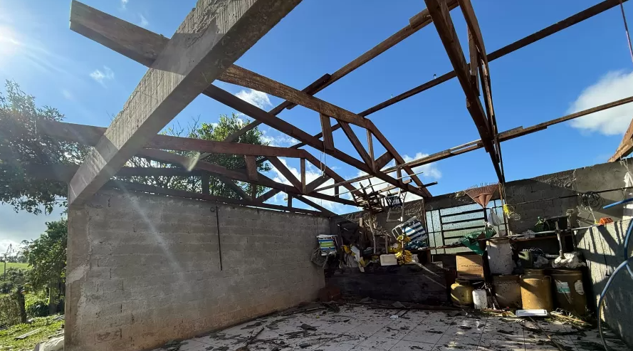Tornado destruiu casas no Rio Grande do Sul