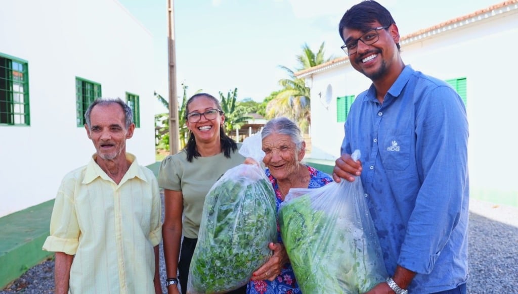 Mantida por produtores, Fazenda Modelo capacita jovens e ajuda instituições beneficentes