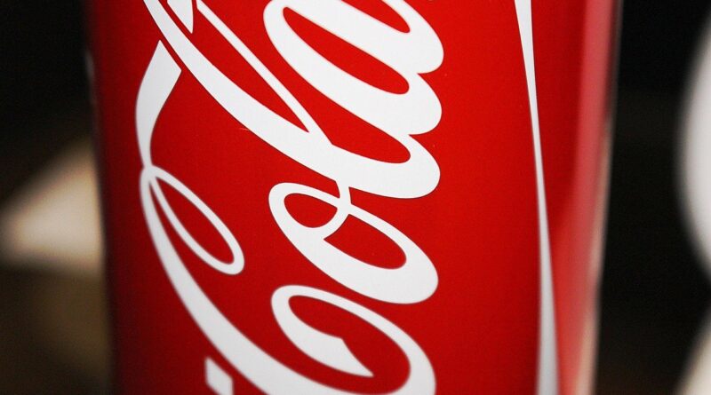 Fábrica da Coca-Cola volta a funcionar após liberação do Mapa