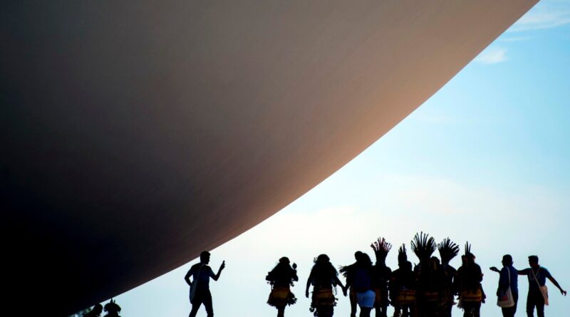 Gilmar propõe que indenizações do marco temporal fiquem fora do teto fiscal