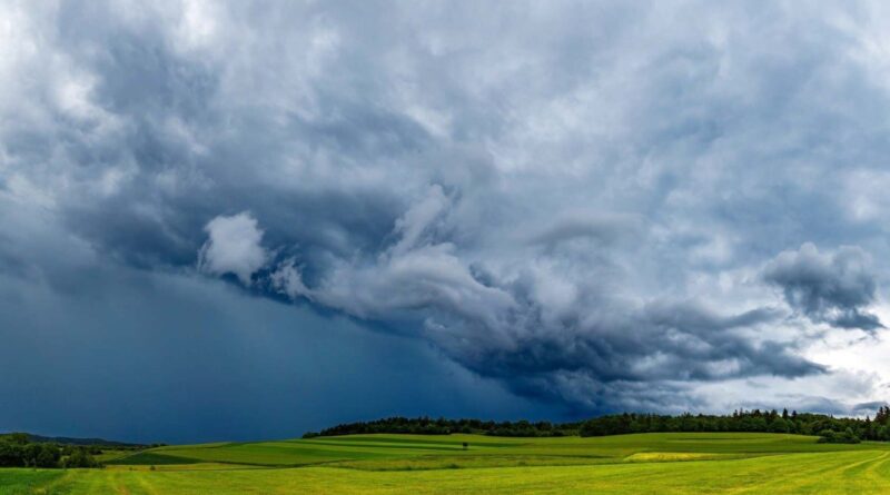 Haja chuva! Enquanto parte do Brasil se beneficia, outra 'luta' contra a seca