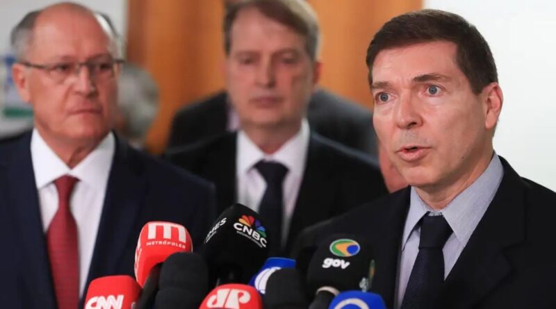 Empresários esperam acordo antes de possível retaliação aos EUA