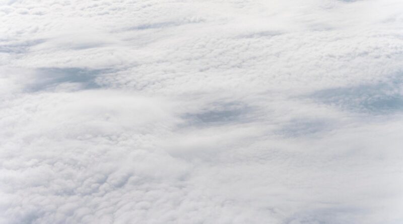 Massa polar derruba temperaturas e secura persiste; como fica o tempo nos próximos 15 dias?