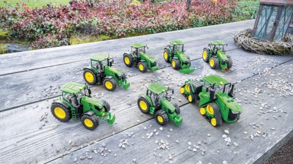 John Deere Colletion