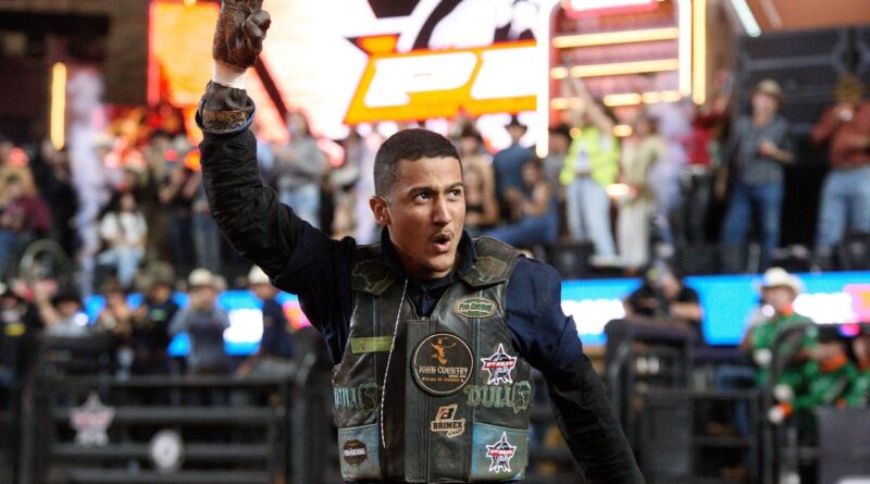 Jovem de 19 anos se consagra campeão na 70ª Festa do Peão de Barretos