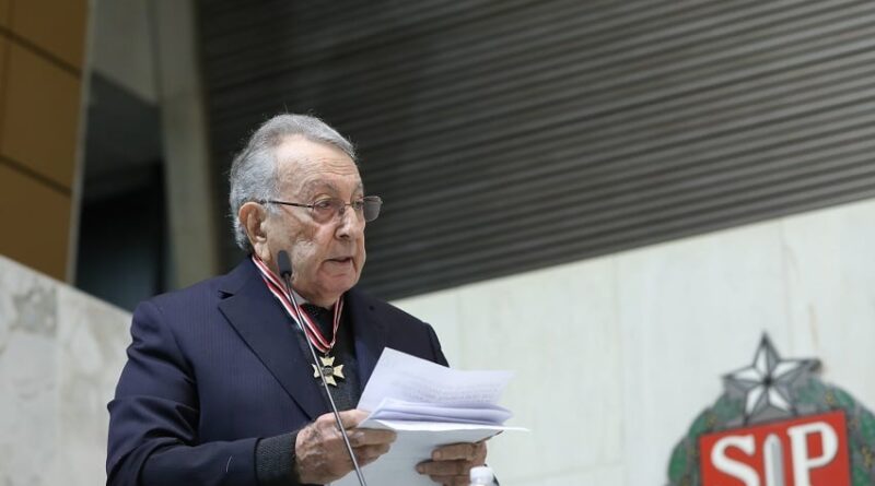 Presidente da CNA João Martins homenagem