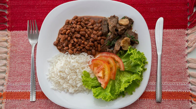Arroz e feijão - prato feito