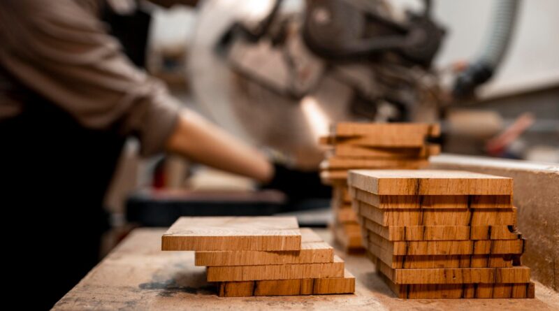 Após um mês de tarifaço, indústria da madeira acumula 4 mil demissões