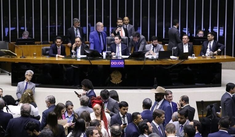 MP sobre tributação de investimentos