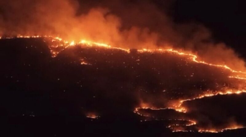 Incêndio de grandes proporções assusta moradores do Oeste da Bahia