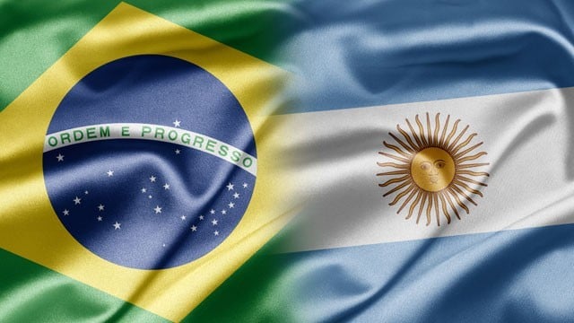 bandeiras do Brasil e Argentina, fronteira