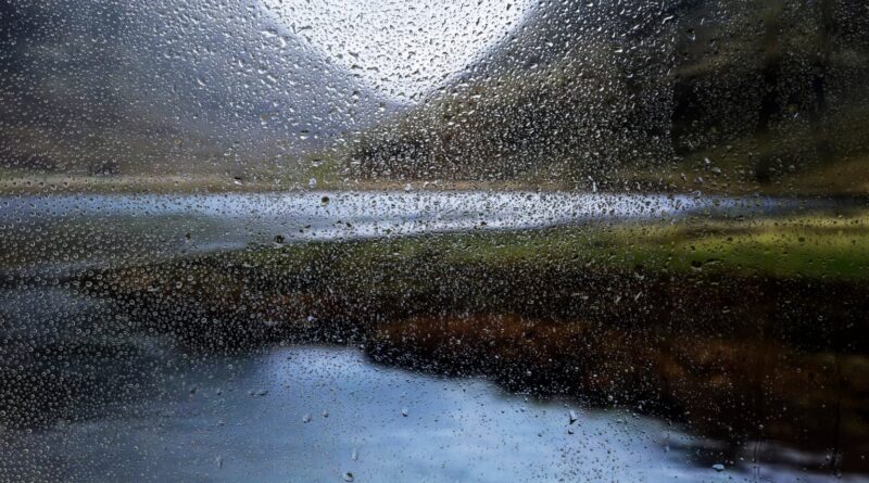 Chuva sem trégua? Frente fria segue no Brasil e muda o tempo nos próximos dias