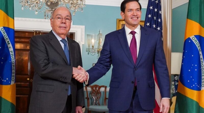 Governo dos EUA quer 'virar a página' sobre tarifaço, diz chanceler brasileiro