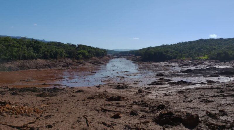 Brumadinho, barragem, Vale, minério, lama tóxica, banco