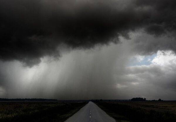 tempo - nuvens carregadas - inmet frente fria - chuva