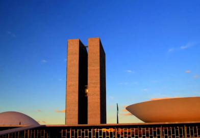 Brasil: gigante de pés de barro