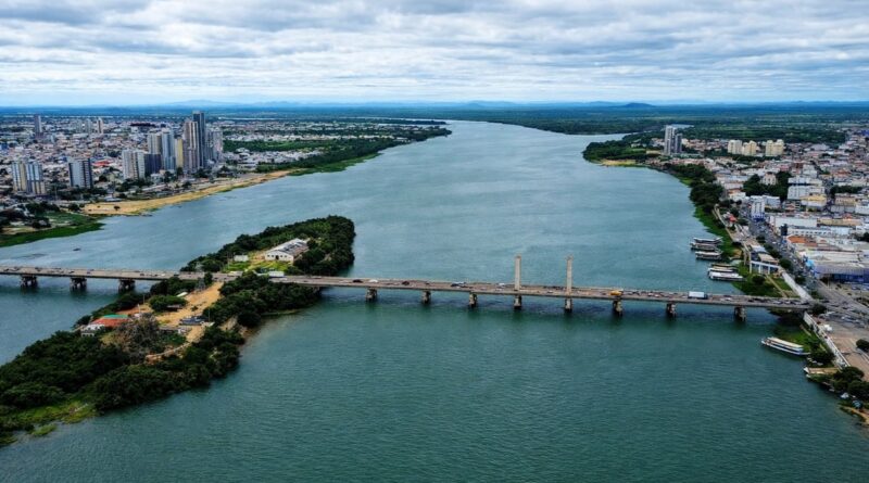 Ponte sobre o rio São Francisco; Lançamento da Barra Agroshow em Juazeiro-BA