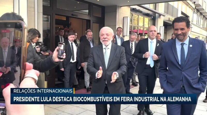 Presidente Lula destaca biocombustíveis em feira industrial na Al