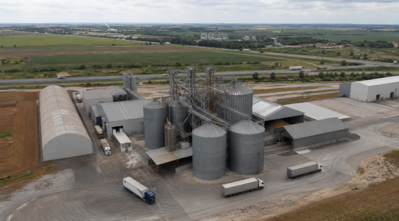 Conab e BNDES firmam acordo para estudos sobre abastecimento alimentar