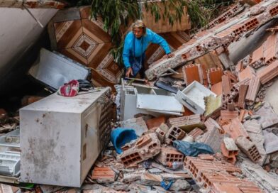 família atingida por enchente em MG