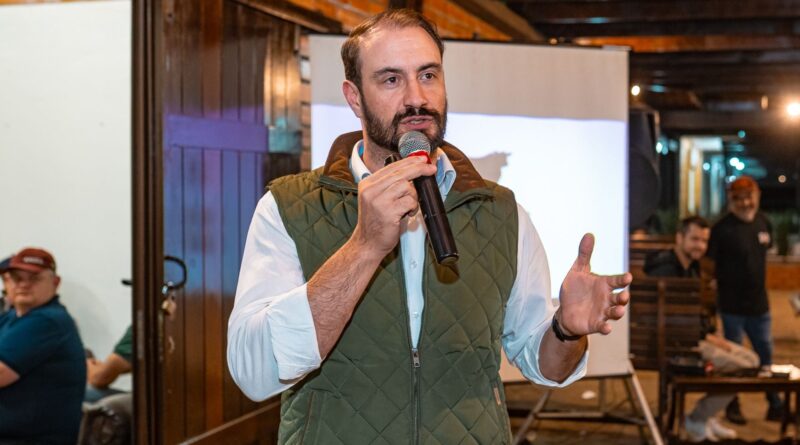 Mateus Pivato, diretor executivo da Associação Brasileira de Angus (Foto: Lucas Nunes).