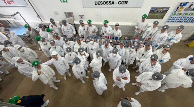 Visita de adidos a unidade da JBS em Campo Grande (MS)