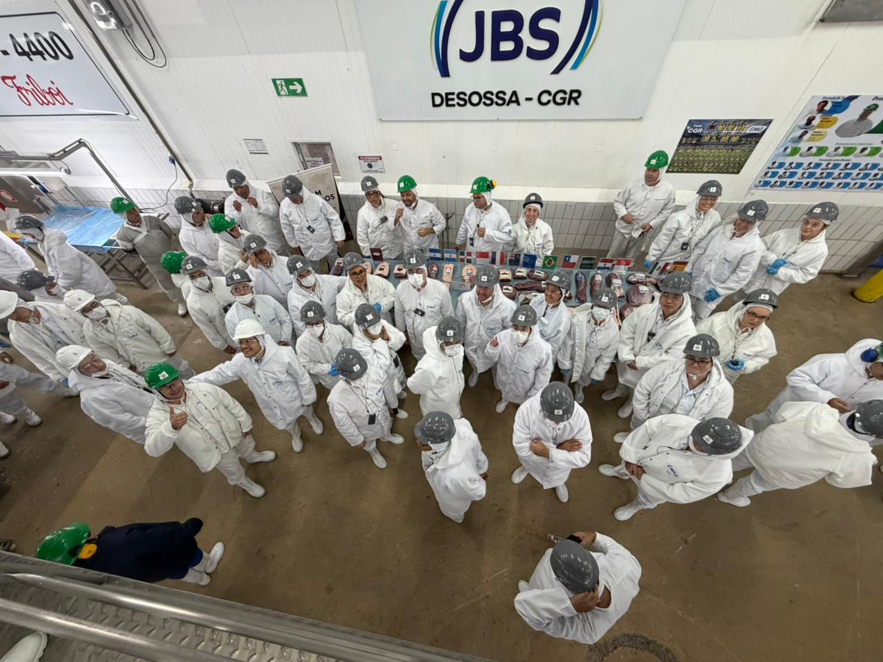 Visita de adidos a unidade da JBS em Campo Grande (MS)