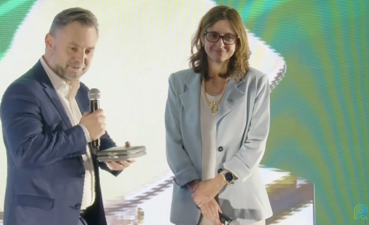 Presidente do Canal Rural recebe homenagem da Embrapa e celebra parceria no Projeto Soja Brasil