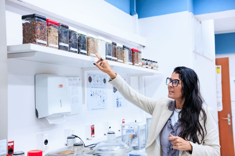Pesquisadora da Unicamp mostra funcionamento de calculadora de resíduos agrícolas