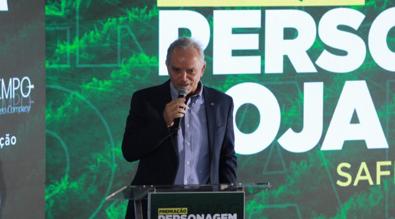 ‘Quem produz sabe que nenhuma safra é igual. Lidamos com desafios, mas o sojicultor se une com a resiliência, diz presidente da Aprosoja MS