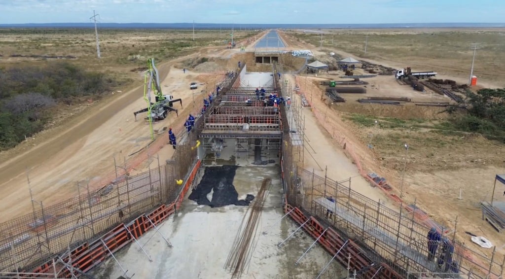 Obras da fase 2 e 3 do perímetro irrigado do Baixio de Irecê