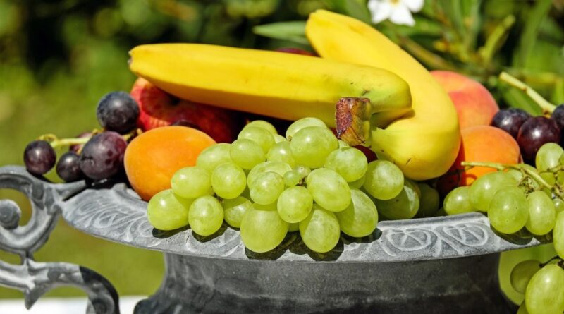 Imagem mostra variedade de frutas