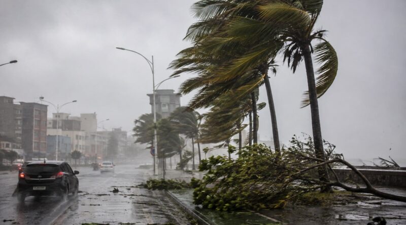 Inmet faz alerta de vendaval para três estados brasileiros