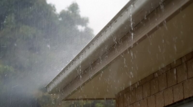 Temporais ganham força e podem provocar tornados, granizo e ventos acima de 100 km/h; saiba onde